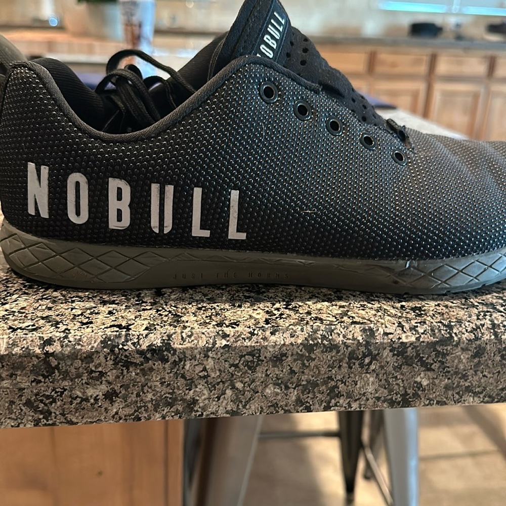 NoBull shoes size 12